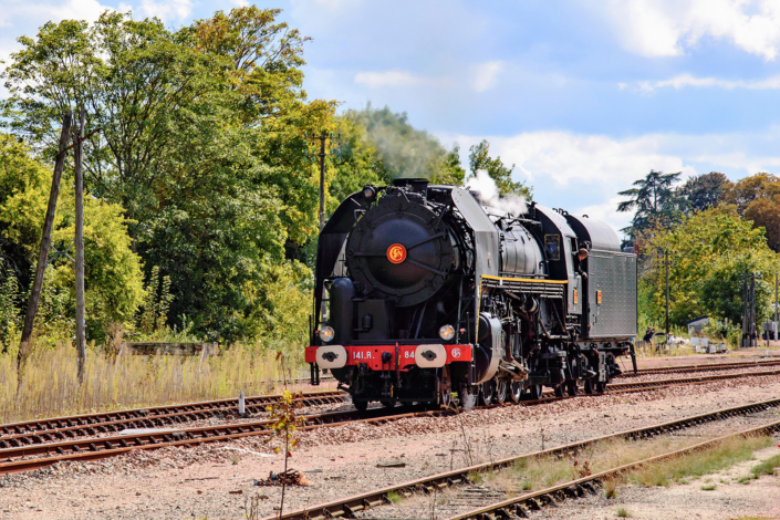 141R840 – septembre 2017 – Loches – mise en tête pour Reignac (photo V Bussereau) 141R840 - septembre 2017 - Loches - mise en tête pour Reignac (photo V Bussereau)
