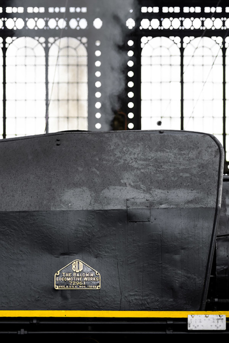 Photo Nicolas Laverroux – Paris-Austerlitz, 21 octobre 2017 Locomotive à vapeur 141R840 à Paris Austerlitz le 21 octobre 2017 (photo Nicolas Laverroux)