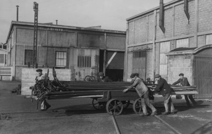 depot-PLM-nevers-1934-1 Dépôt PLM de Nevers en 1934