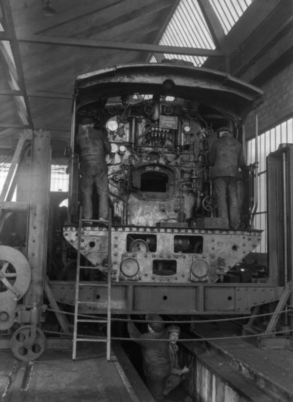 depot-PLM-nevers-1934-2 Dépôt PLM de Nevers en 1934